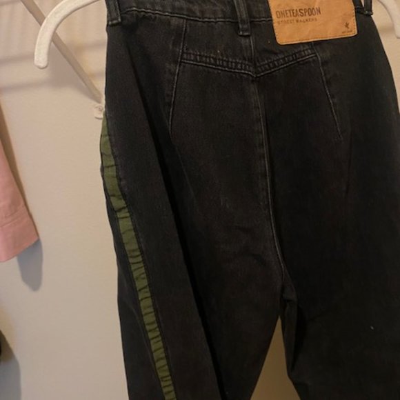 One Teaspoon Smiths Trouser Jeans with Green Detail - Picture 5 of 5